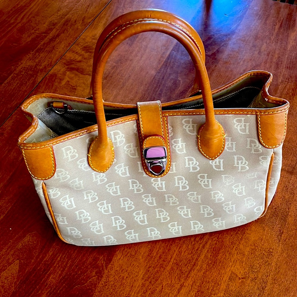 Authentic Dooney and Bourke Top Handle Tote